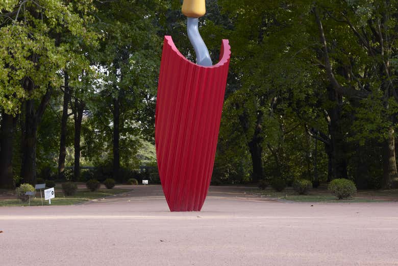 Uma das esculturas do parque da fundação